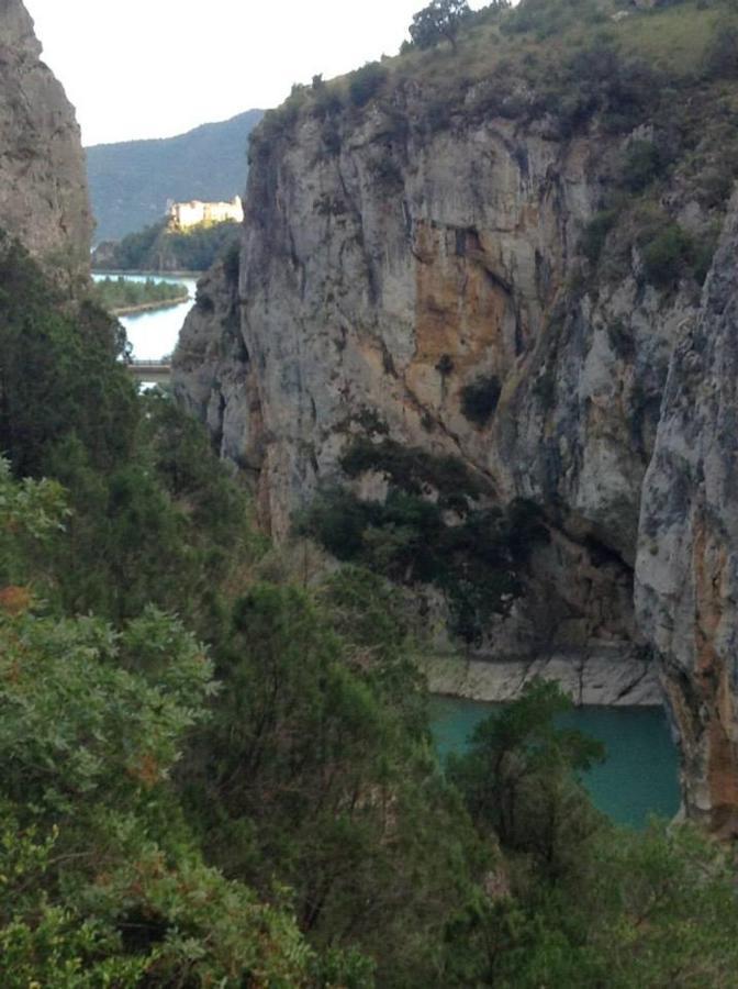 Apartamento Pirineo Aragones Sabiñánigo Kültér fotó