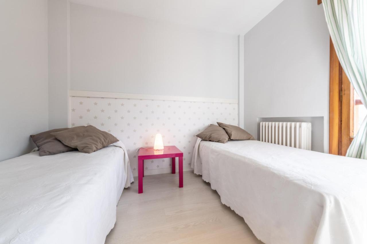 Apartamento Pirineo Aragones Sabiñánigo Kültér fotó